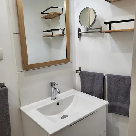 A Deux Pas Du Village Apartman Ceyreste